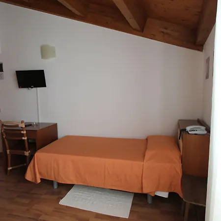 Szálloda Escorial 3*