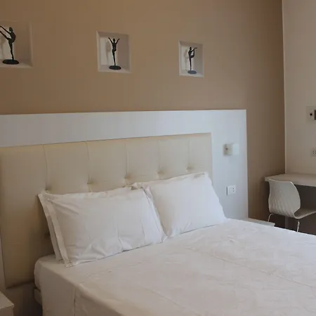 Escorial 3* Cervia