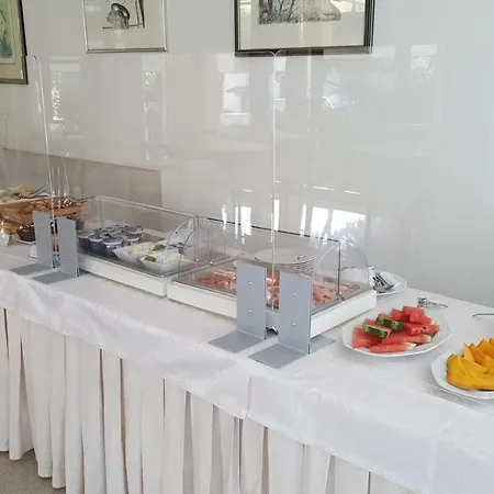 Escorial 3* Cervia