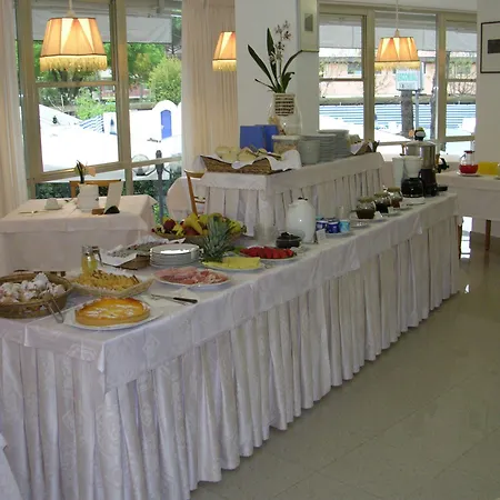 Hotel Escorial 3*