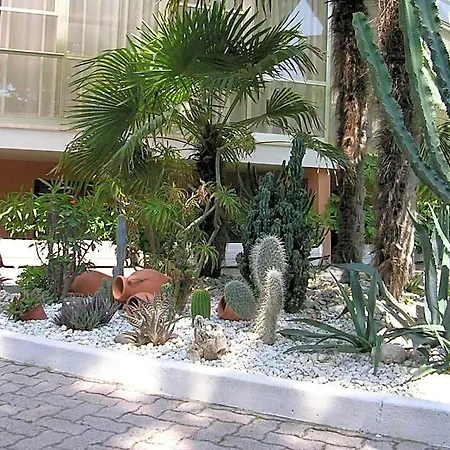 Escorial Hotel 3*