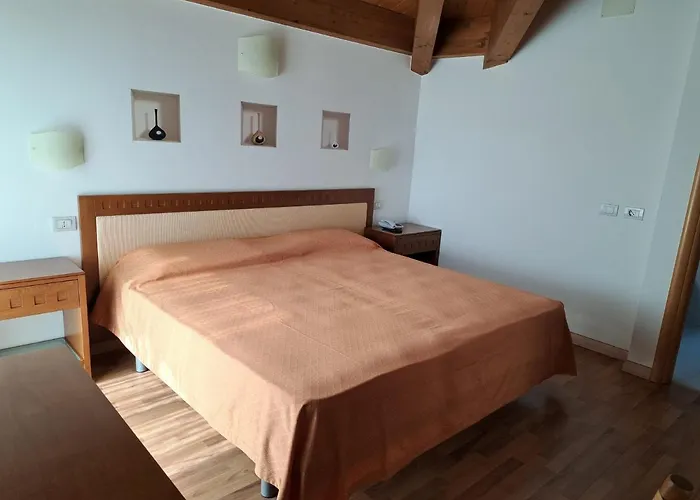 Escorial Hotel 3*
