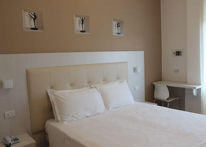 Escorial 3* Cervia